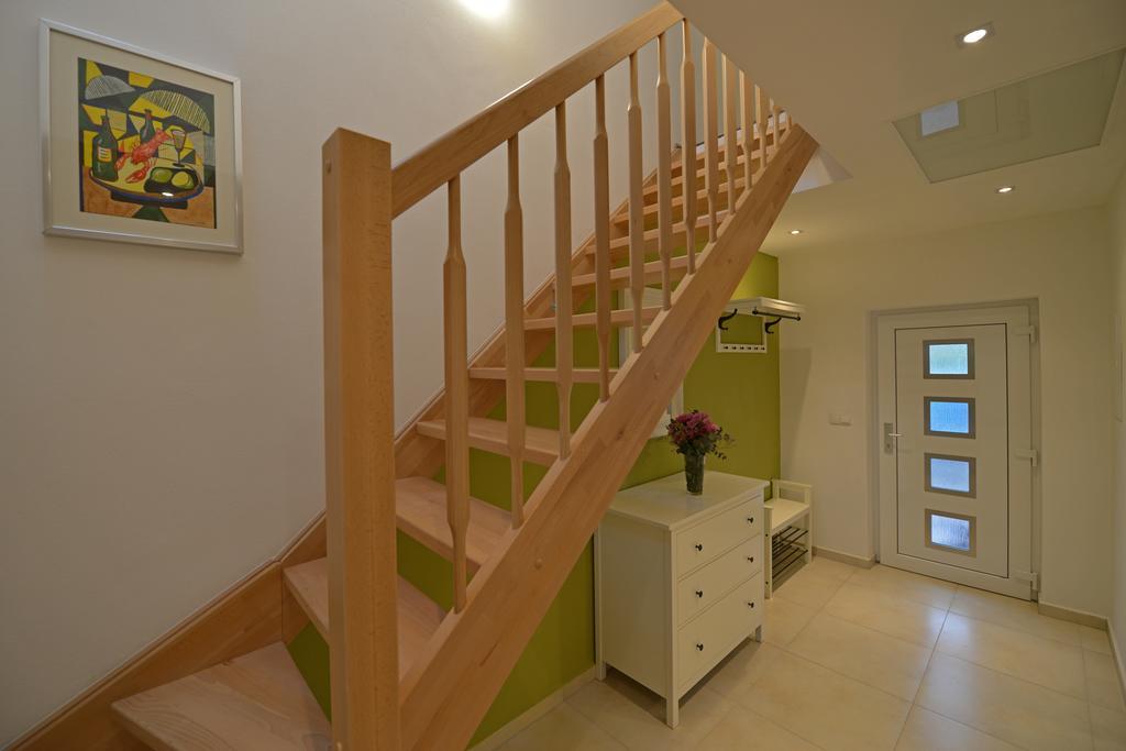 Apartmany Belveder ฮโลโฮเวซ ภายนอก รูปภาพ