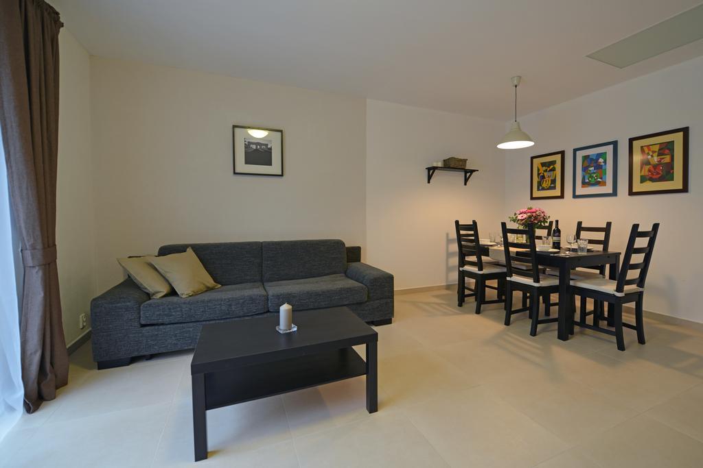 Apartmany Belveder ฮโลโฮเวซ ภายนอก รูปภาพ